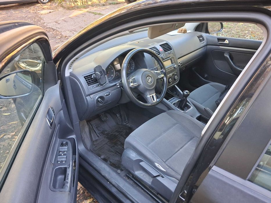VOLKSWAGEN Golf 2004 — imagine 5