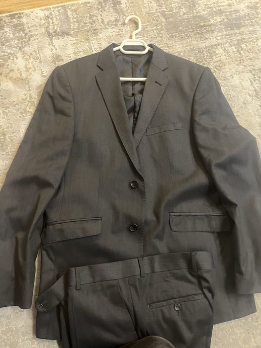 Costum barbati Giorgio Armani