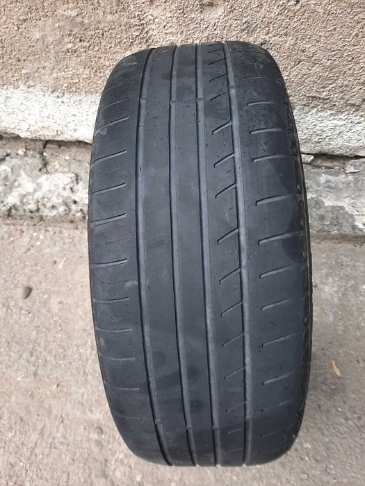 Продам резину 215/55/17 . Б/у