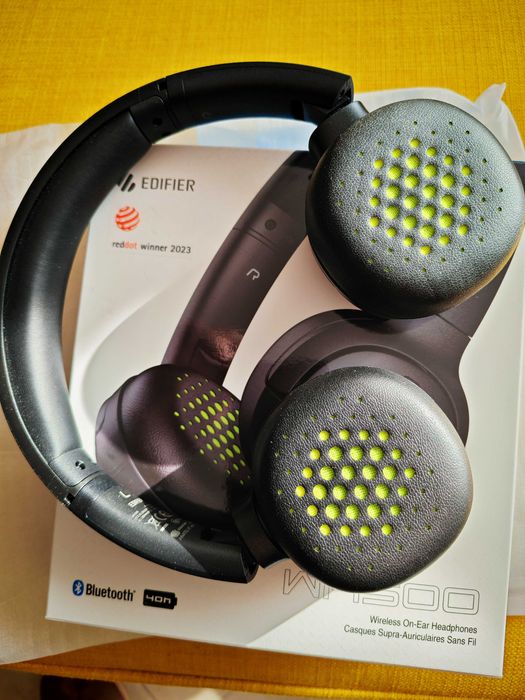 Căști Bluetooth Edifier WH500. Ca noi, baterie 40h, ușoare și pliabile