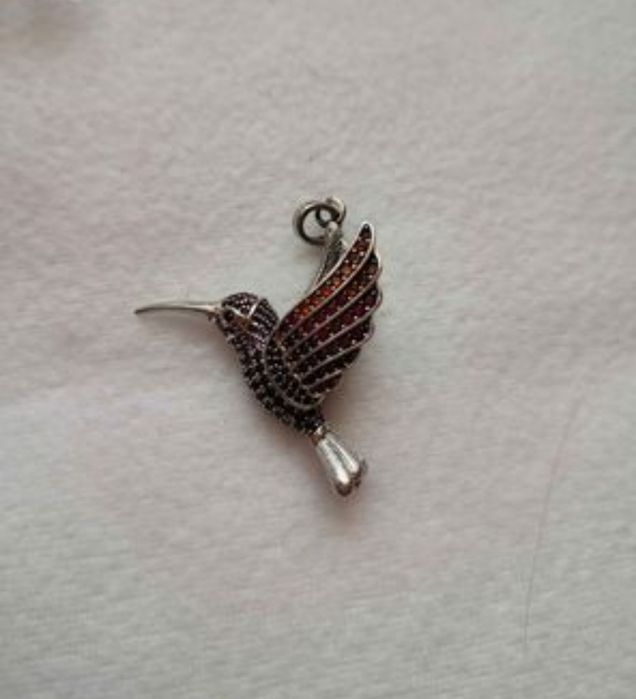 Масивна сребърна висулка -различни видове