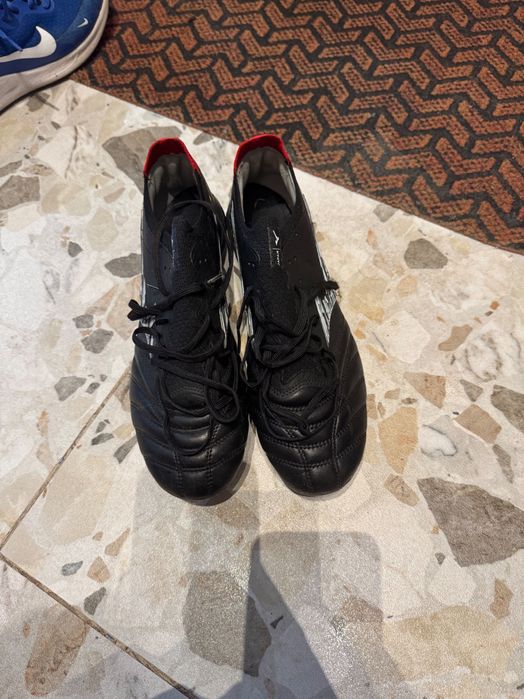 Футбольные бутсы