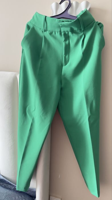 Брючный костюм Zara