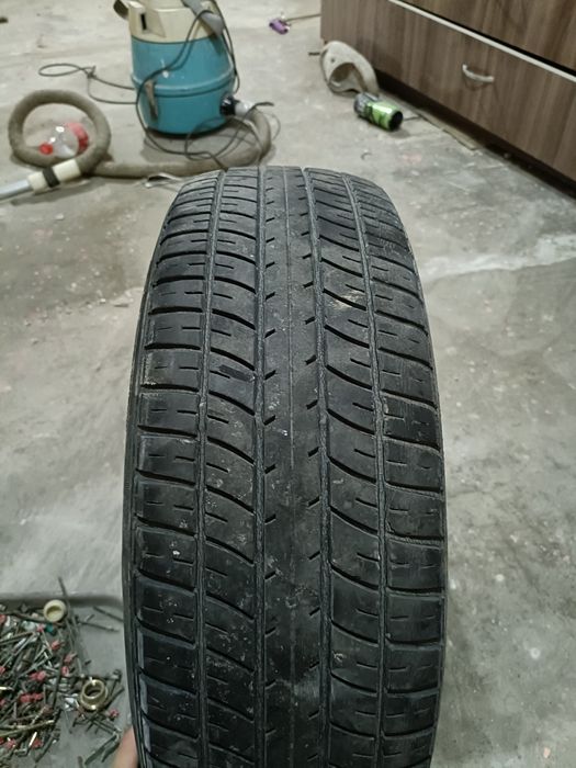 Продается шина R14/175/65