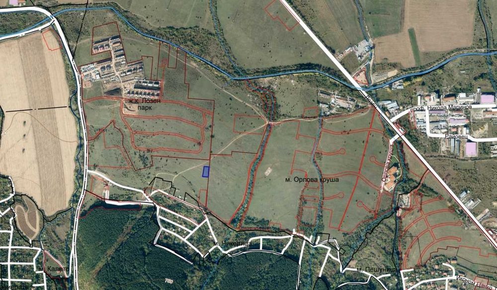 Продава се Парцел в София, Център - 1300 кв.м за 110 €/кв.м - Снимка #1