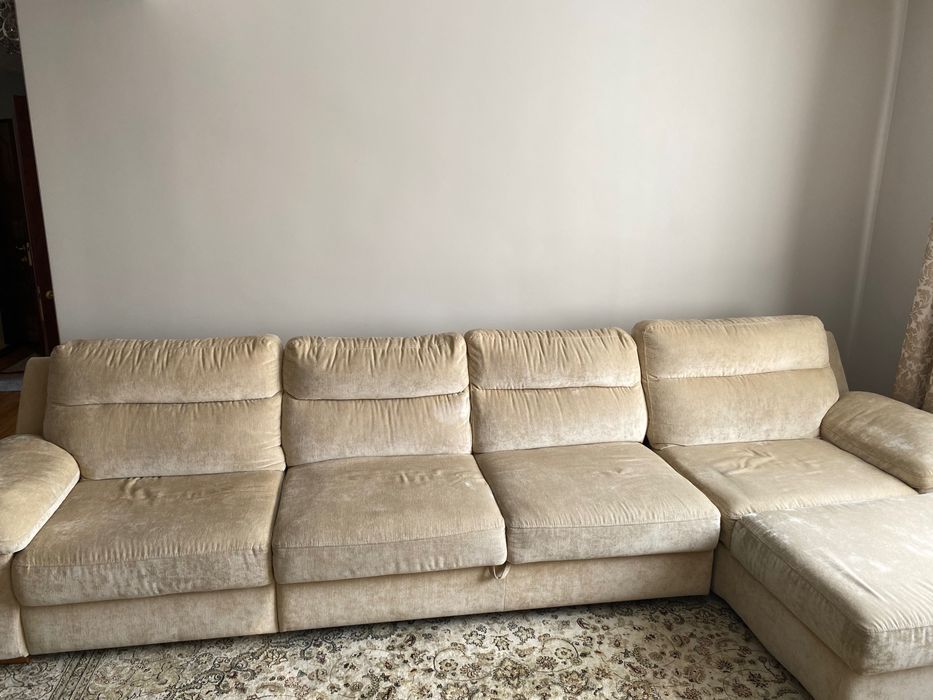 Диван-кровать угловой