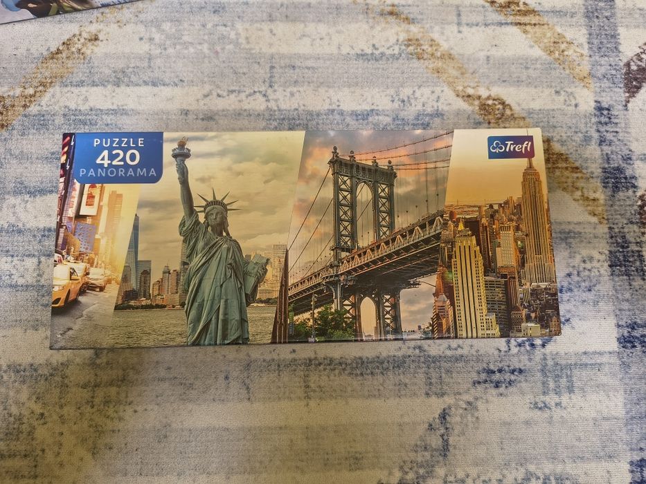 Vand puzzle cu 1000,420 si 200 de piese