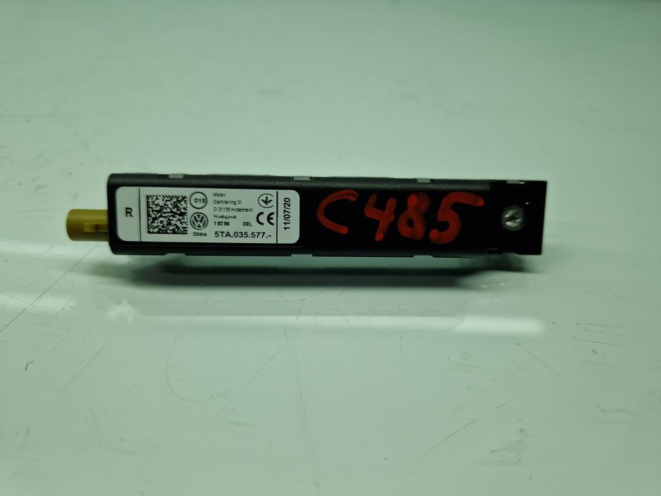 Amplificator antena Volkswagen Touran (5T1) R-line [Fabr 2015-prezent