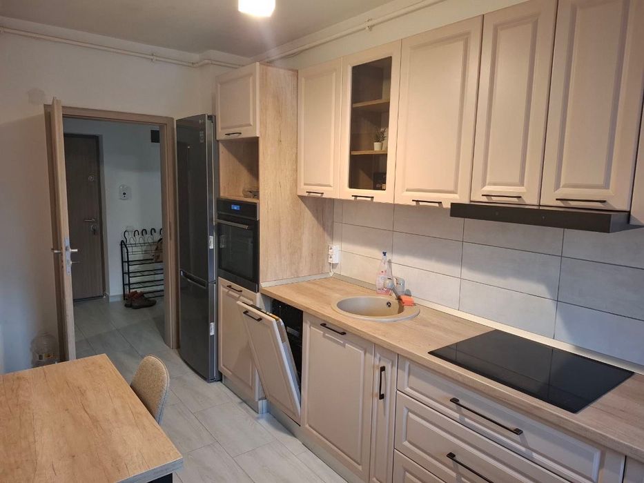 Apartament 2 camere, zona Zărnești, Tohan blocuri