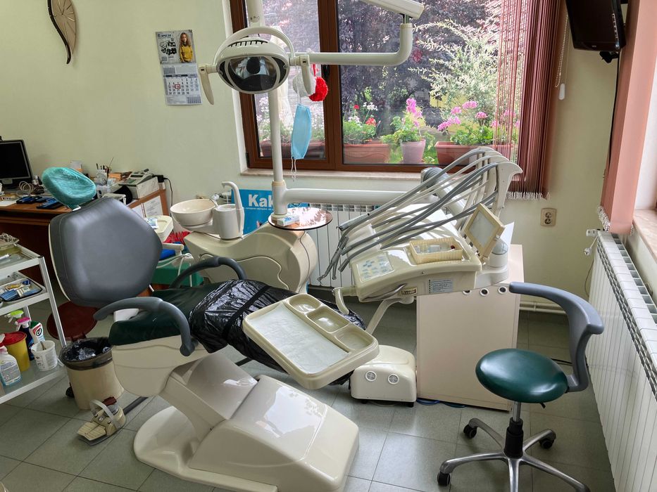 Зъболекарска машина ( стол ) - основно ремонтирана