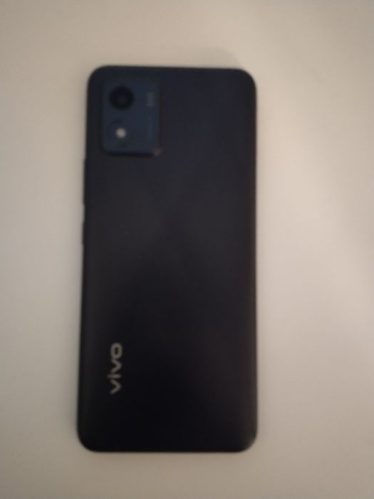Продам телефон vivo Y01