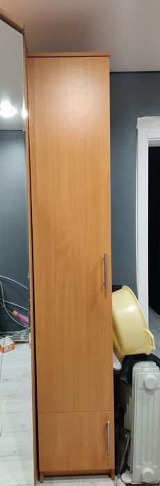 Шкаф пенал напольный