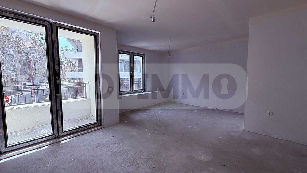 Продава се Тристаен апартамент в Варна, Център - 85 кв.м за 2460 €/кв.м - Снимка #5