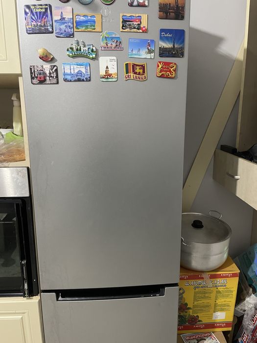 Холодильник Indesit