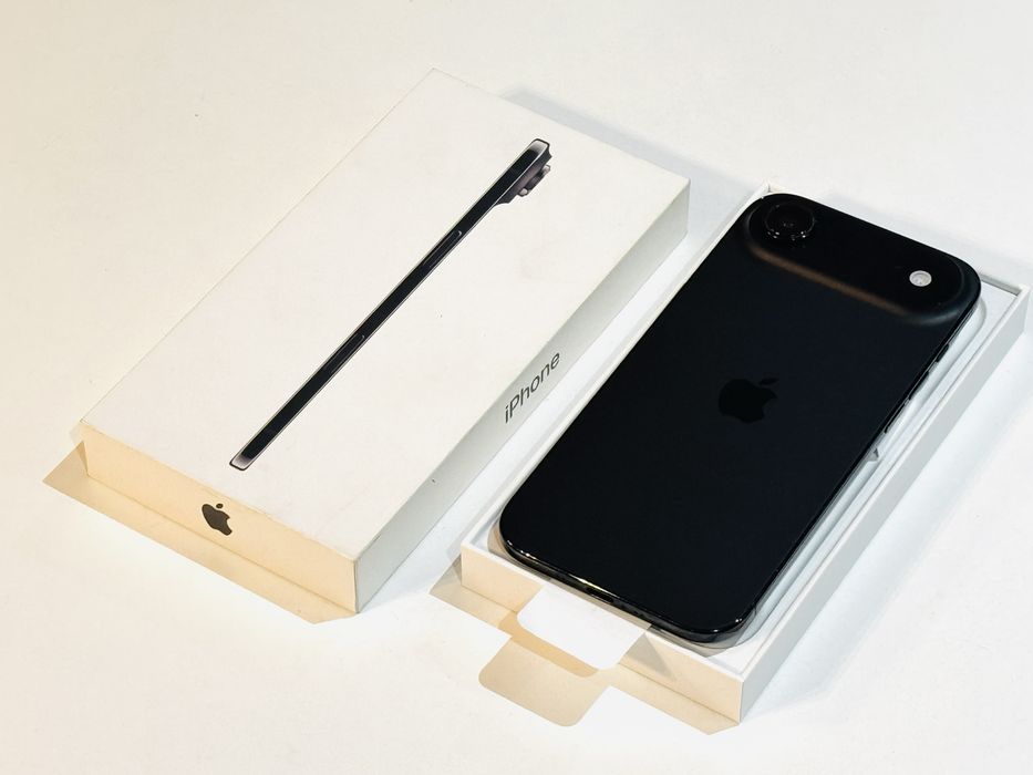 Iphone Air 256GB Black Гаранция 6 месеца