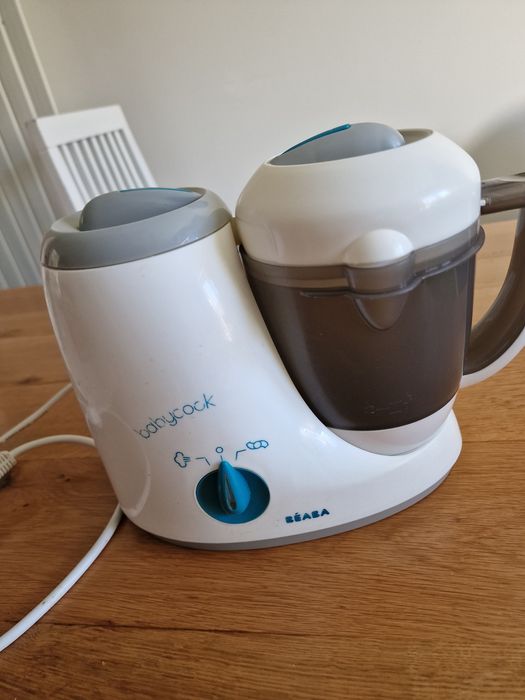 Aparat gatit aburi si blender