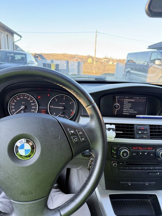 Vand bmw e91 in stare foarte buna!
