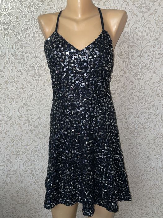 Платье с пайетками