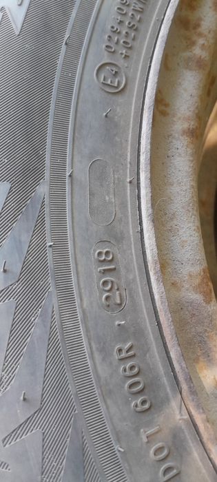 Продам шыны с дисками на волгу