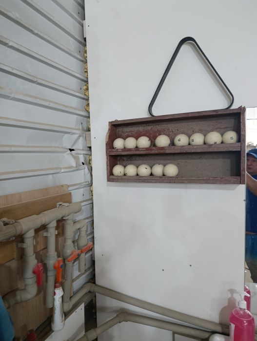 Продаю бельярдный стол большой.