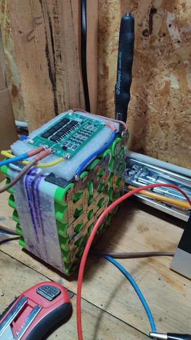 Reparatii Acumulatori Bicicletă , Trotineta , filetanta etc