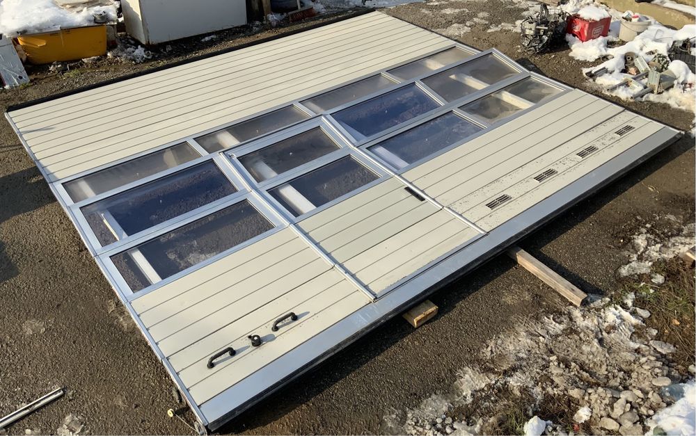 USA SECTIONALA INDUSTRIALA  poarta hala garaj H 395 x L 438 Garantie