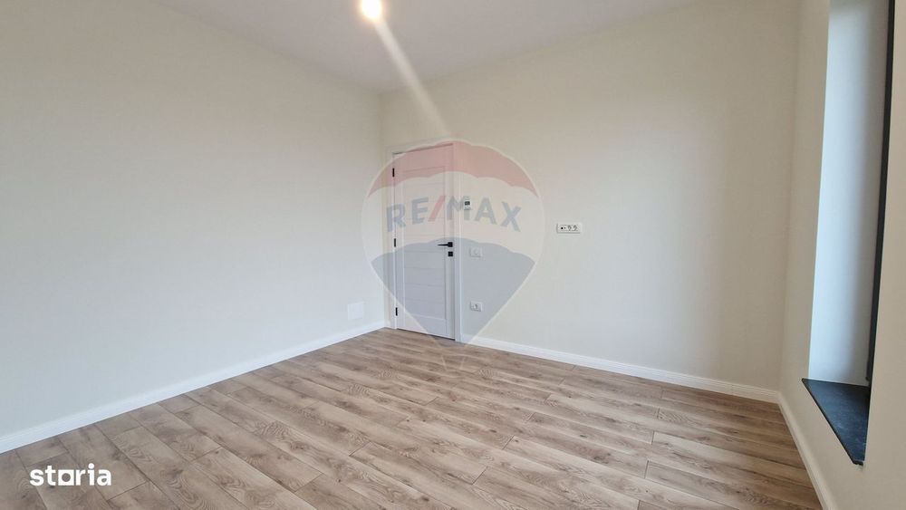 Casă / Vilă cu 3 camere de vânzare Ciocanesti