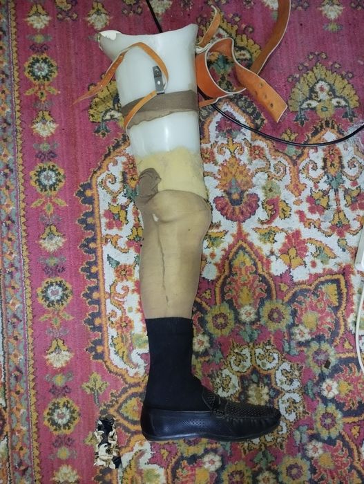 Протез левой ноги выше колени