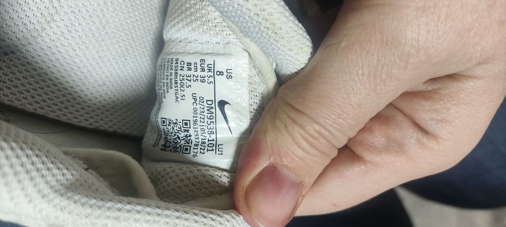 Кросовки Nike в отличном состоянии