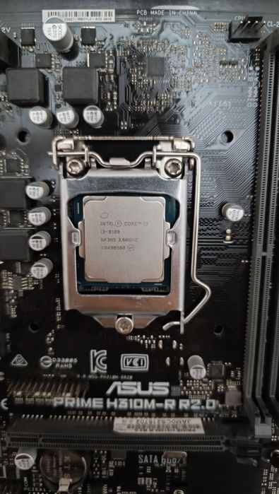 Матплата H310M-R + Corei3 8100 + кулер