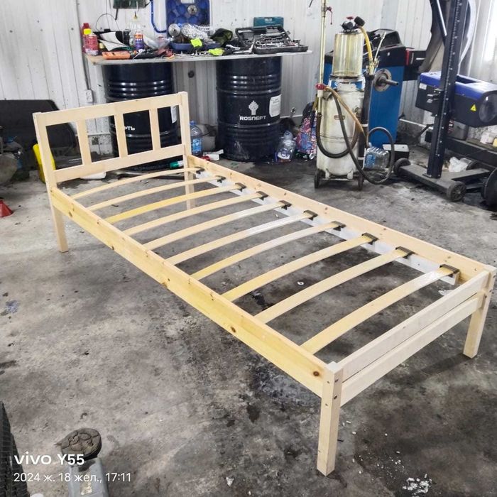 деревянные односпальные кровати