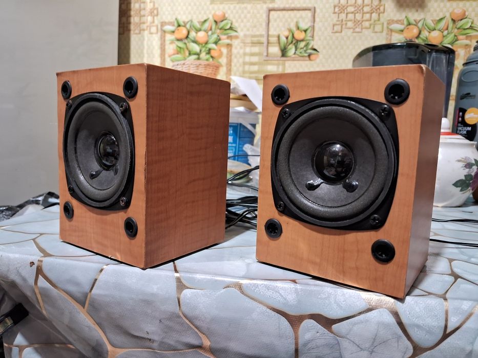 Сателлиты Genius