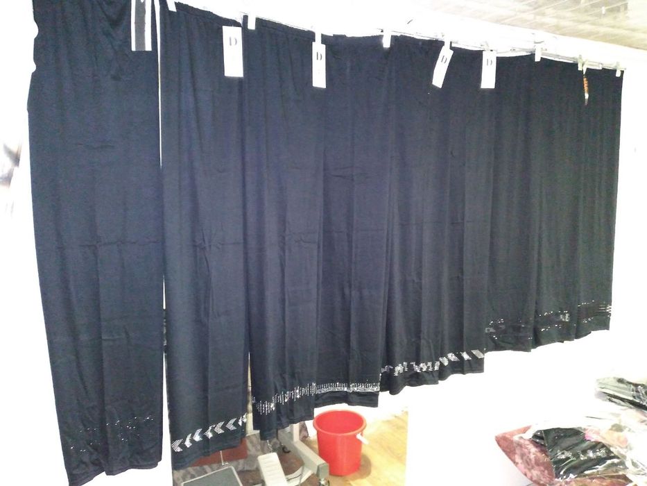 Jemchuk qoqish, tosh bosish, tosh yasash xizmatlari