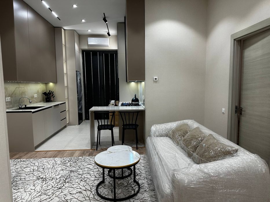 Сдается уютная,приятный  новая квартира (новостройка) на 7-м этаже. ЖК