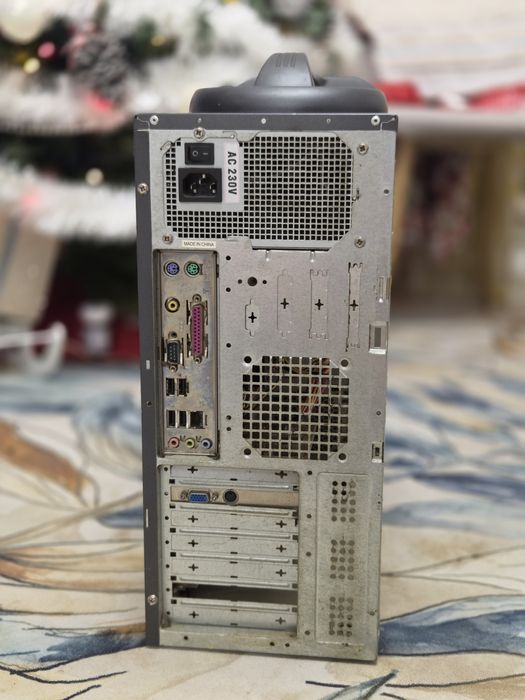 Unitate PC / Model mai vechi / Funcțional / Fără HDD, Preț FIX!