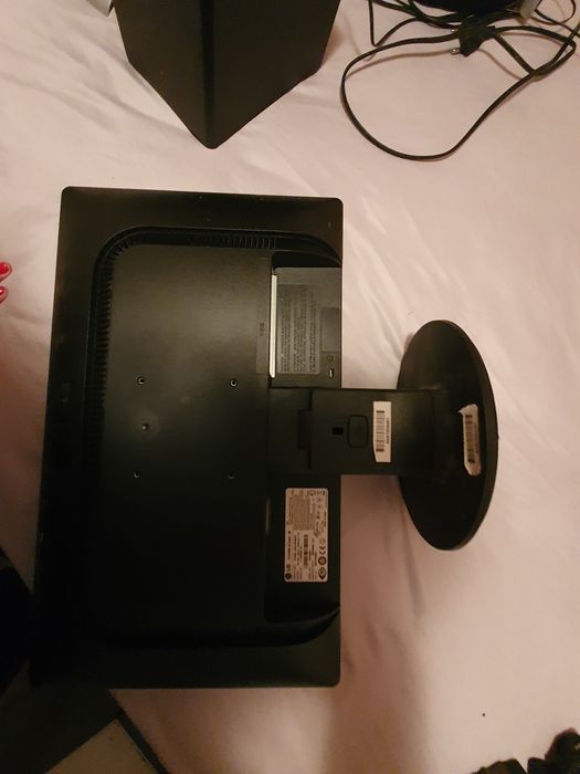 Монитор LG 18,6inch