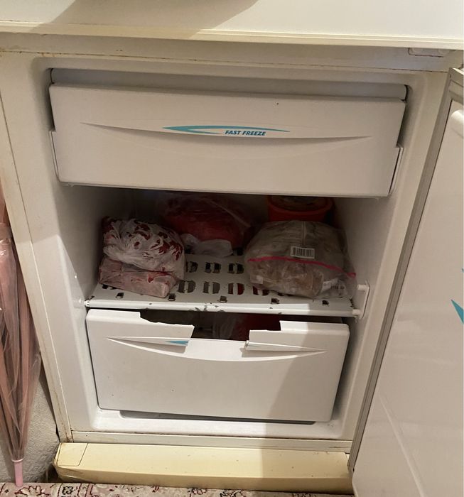 Продам холодильник