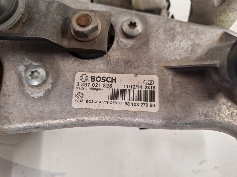 Моторче - механизъм предни чистачки Peugeot 308 / Пежо 308 2015г.