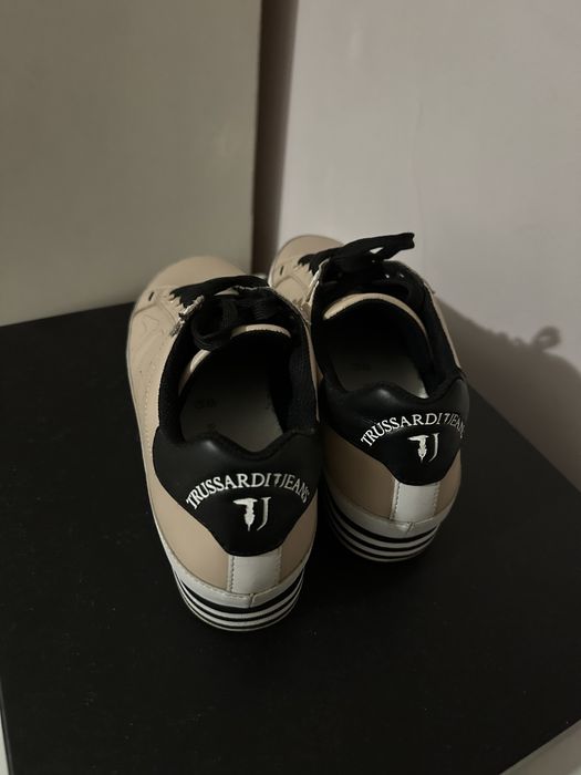 Trussardi jeans-38 номер