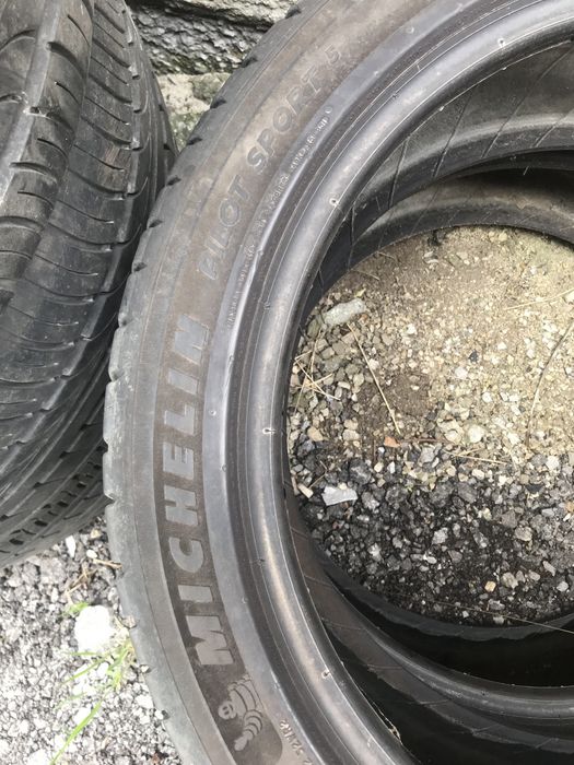 Два броя летни гуми 19 цола Michelin Pilot Sport 5 DOT1222 245/45/19