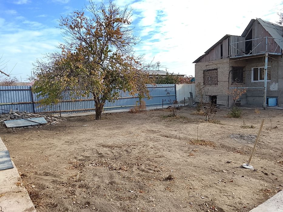 Дача сотилади Оазисда 10 соток