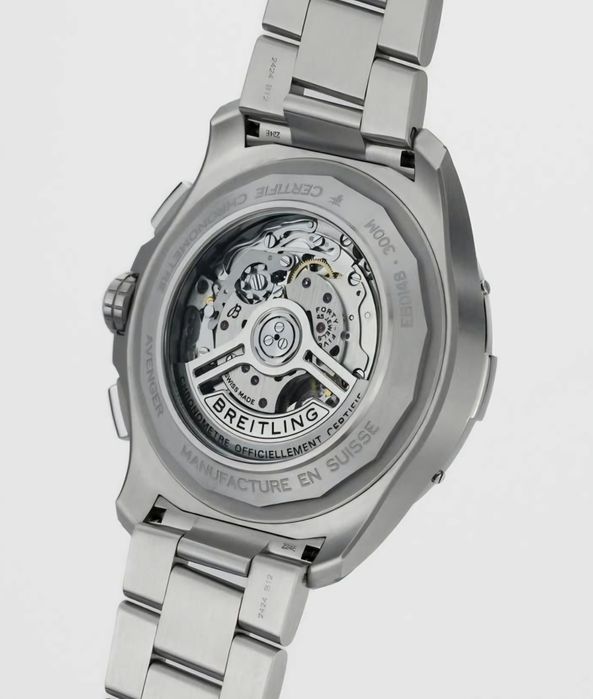 Breitling Super Avenger B01 Chronograph 46mm Titanium EB0148101C1E1