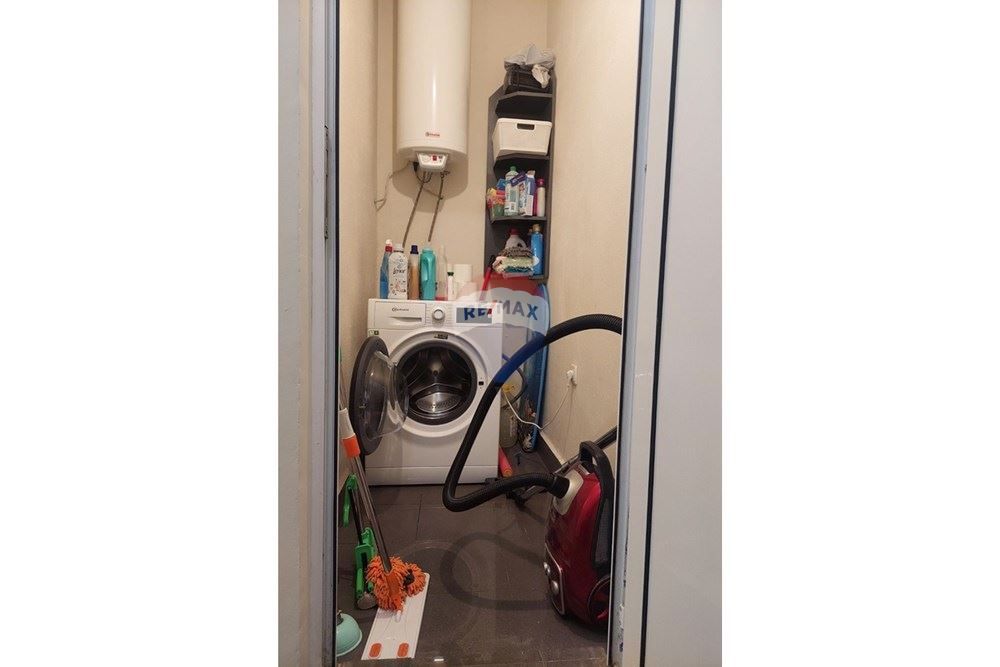 Продава се Тристаен апартамент в Варна, Централна поща - 81 кв.м за 2680 €/кв.м - Снимка #10