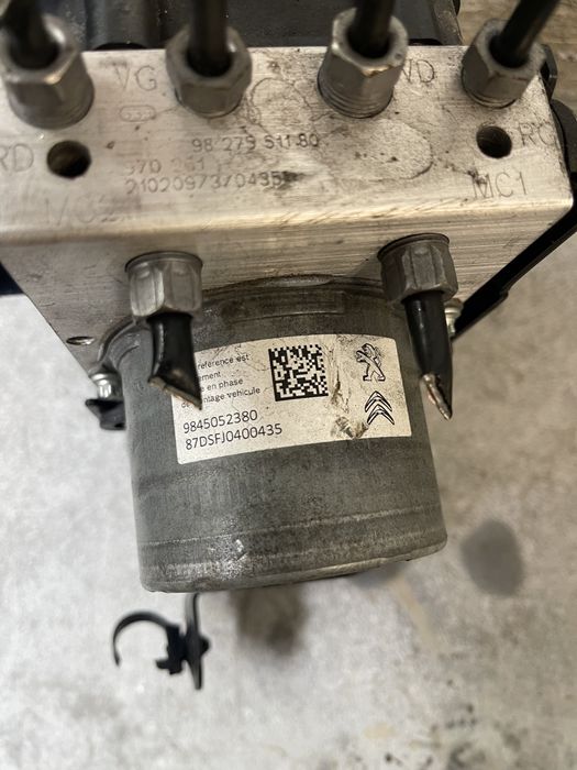 Pompa abs Peugeot 3008 cod-9845052380