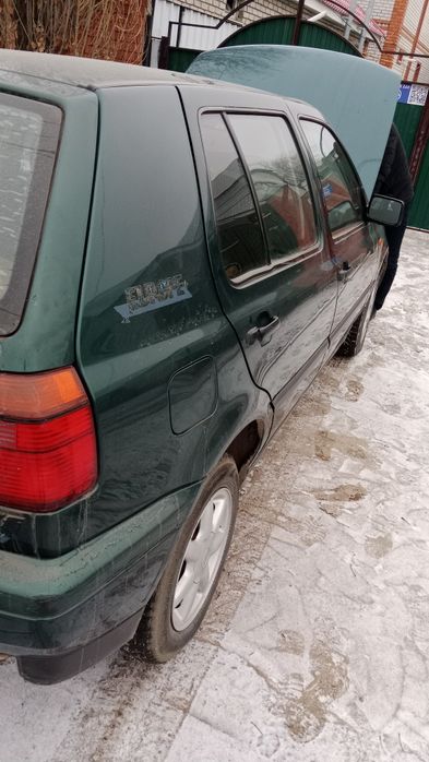 Продам машину...