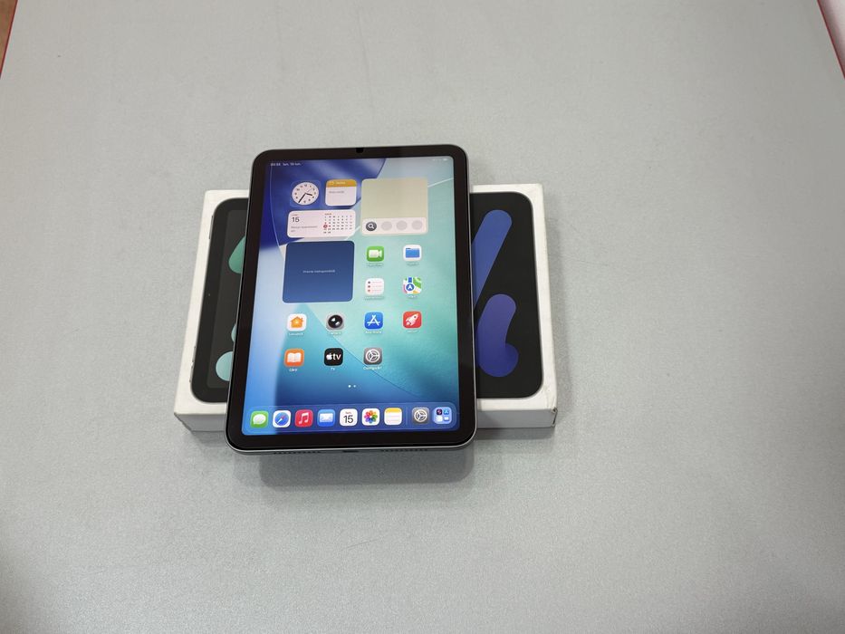 Ipad Mini,(A17 Pro), 128 gb, WiFI, Space Gray, la cutie