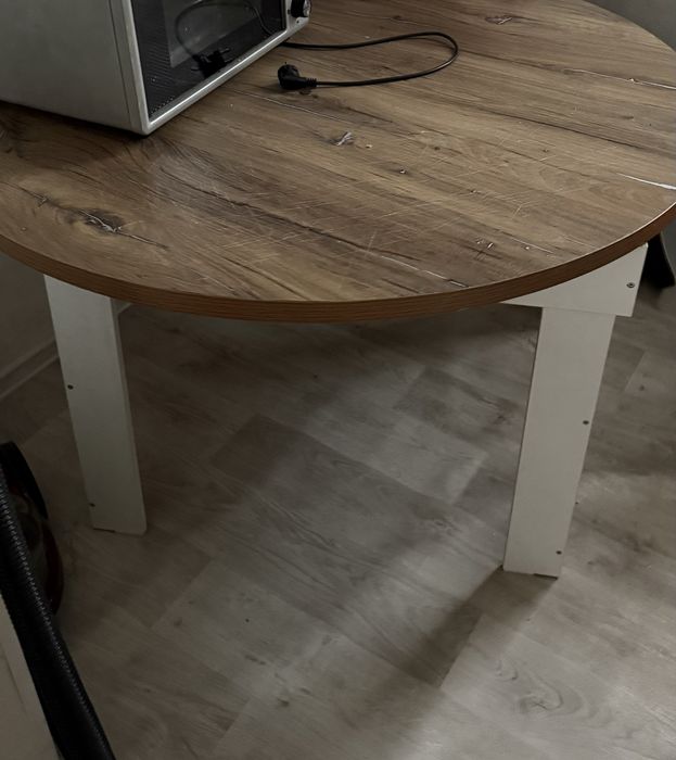 Кухонный стол, круглый