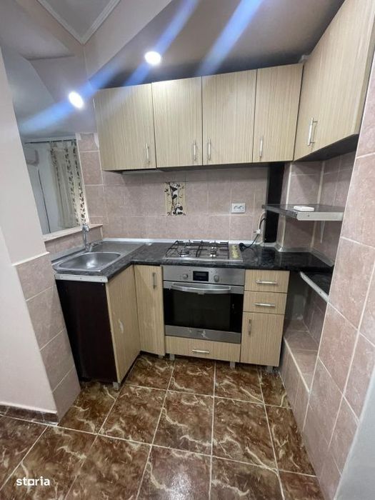 Apartament 2 camere, 31 mp, renovat, mobilat si utilat, langa Piata Va