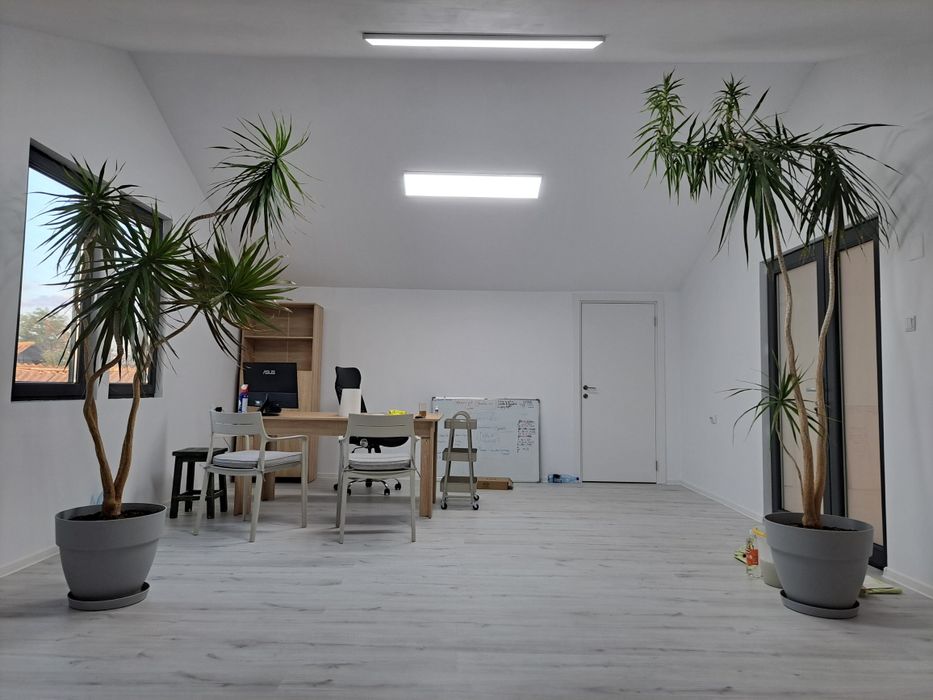 Hala 250 mp, spațiu pretabil sala jocuri, Jud Buzău