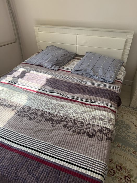 Кровать двуспальная